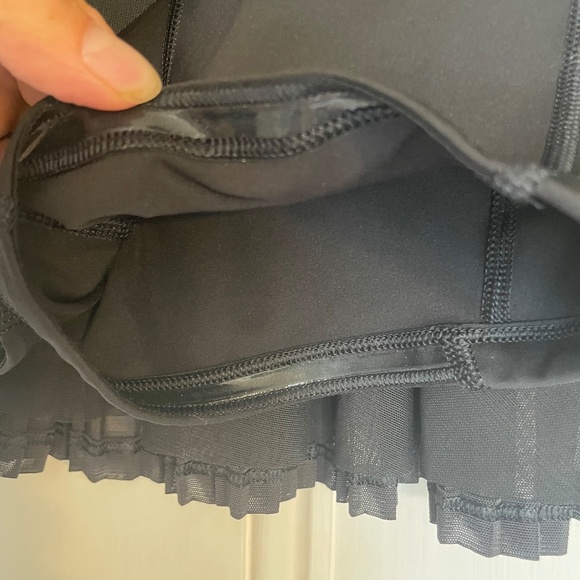 Athleta XXS Black Game Mesh Skort 13.5" (measures 14.5" top to bottom of mesh) - Picture 9 of 13